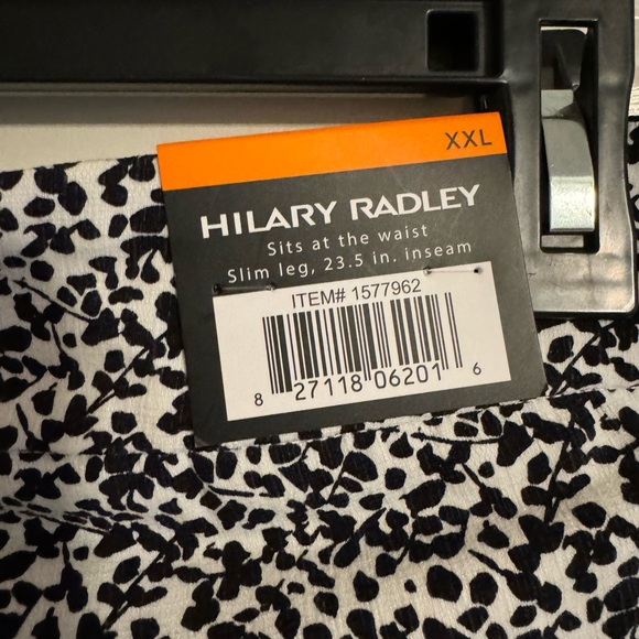 Capris - Picture 4 of 5